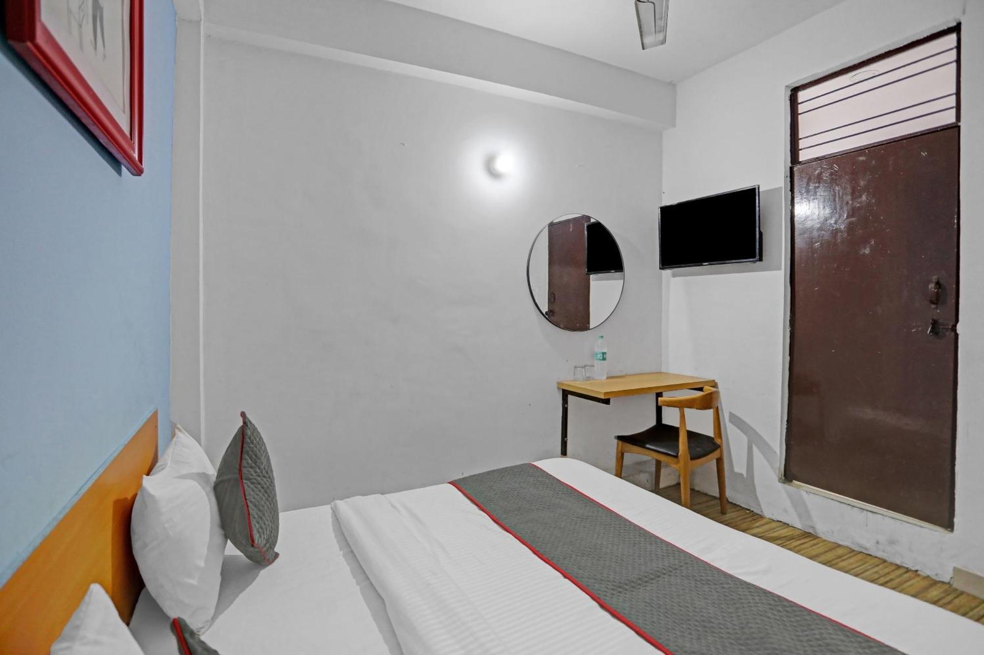 Hotel Collection O Jps 4*
